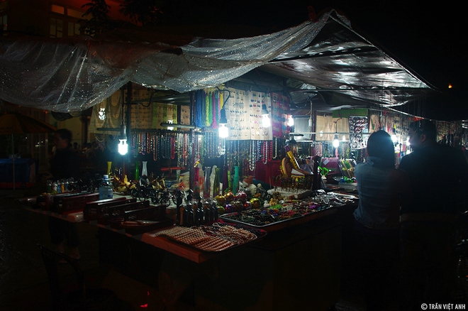 Chợ đêm Hội An