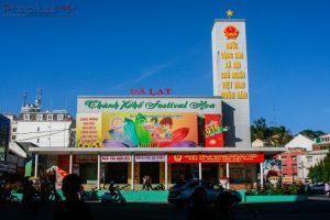 muon sac hoa festival 1