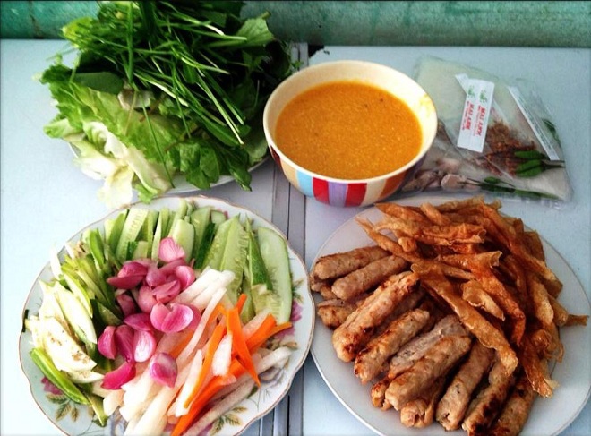 5 món Đà Lạt được lòng người Sài Gòn 8 Nem nướng Đà Lạt