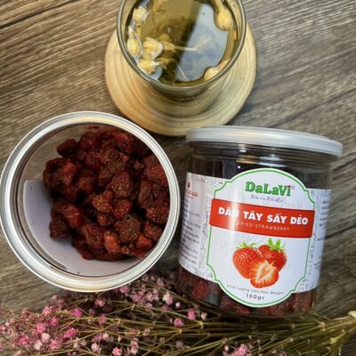 Dâu tây Đà Lạt sấy dẻo